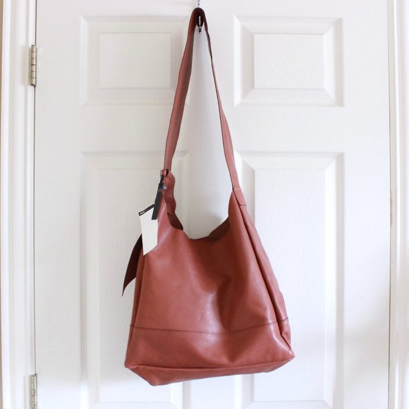 Mango Leather Bucket Bag - Picture 2 of 16